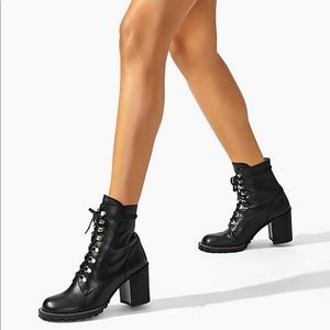 Stuart Weitzman boots